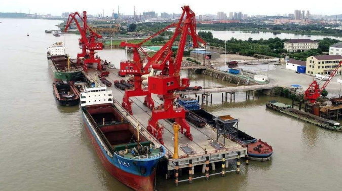 柳州概述露天料场港口封闭问题的实行方法